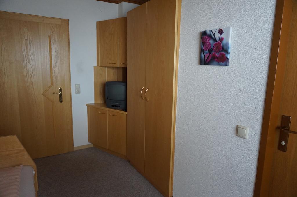 Hotel Gasthof Luggau Maria Luggau Habitación foto